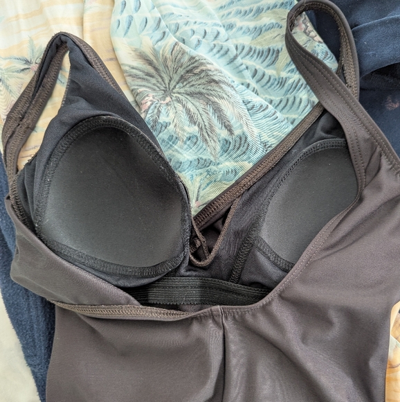 Miraclesuit brown size 12 (?) wrap style swimsuit - Picture 3 of 4